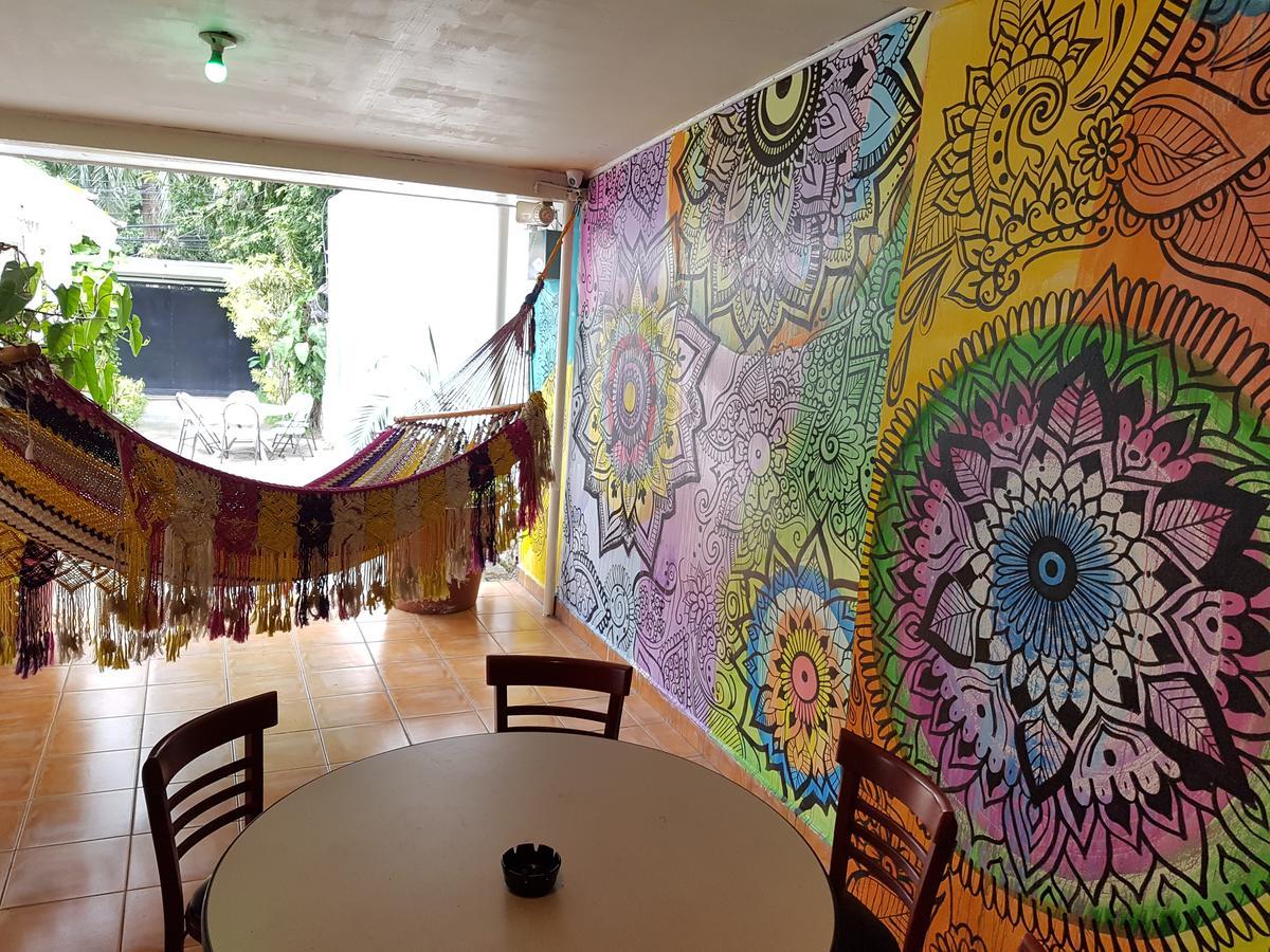 Hostal Aqui Me Quedo San Pedro Sula Bagian luar foto